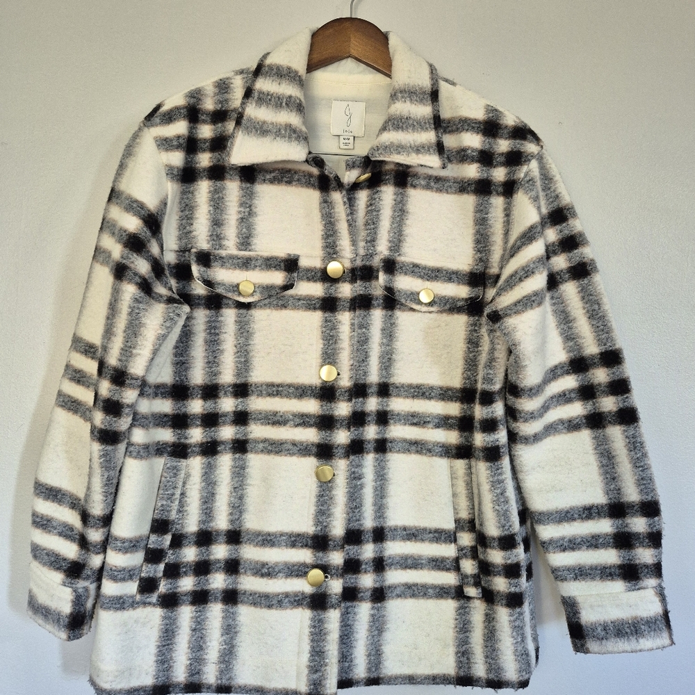 Joie So Soft Plaid Button Up Shacket Medium - Picture 5 of 11